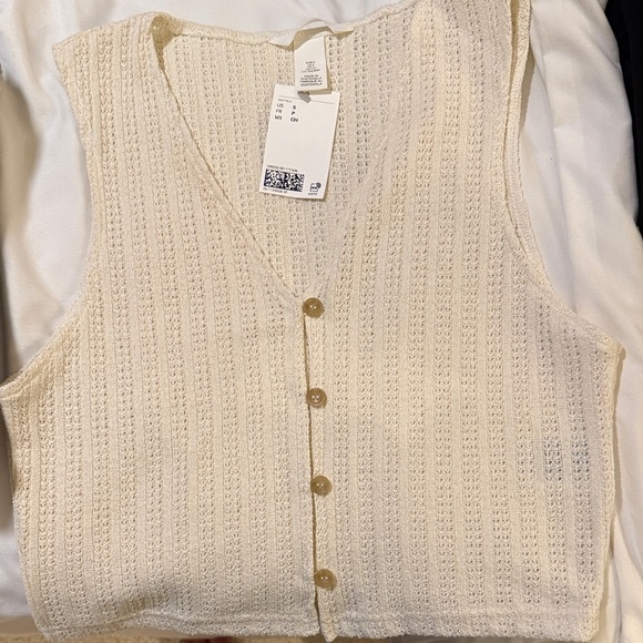 Crochet knit vest top - Picture 1 of 2